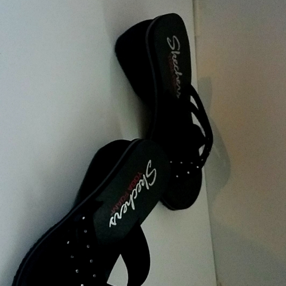 Skechers sandals